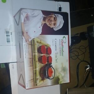 Ceramic Tea Set - Red and Black